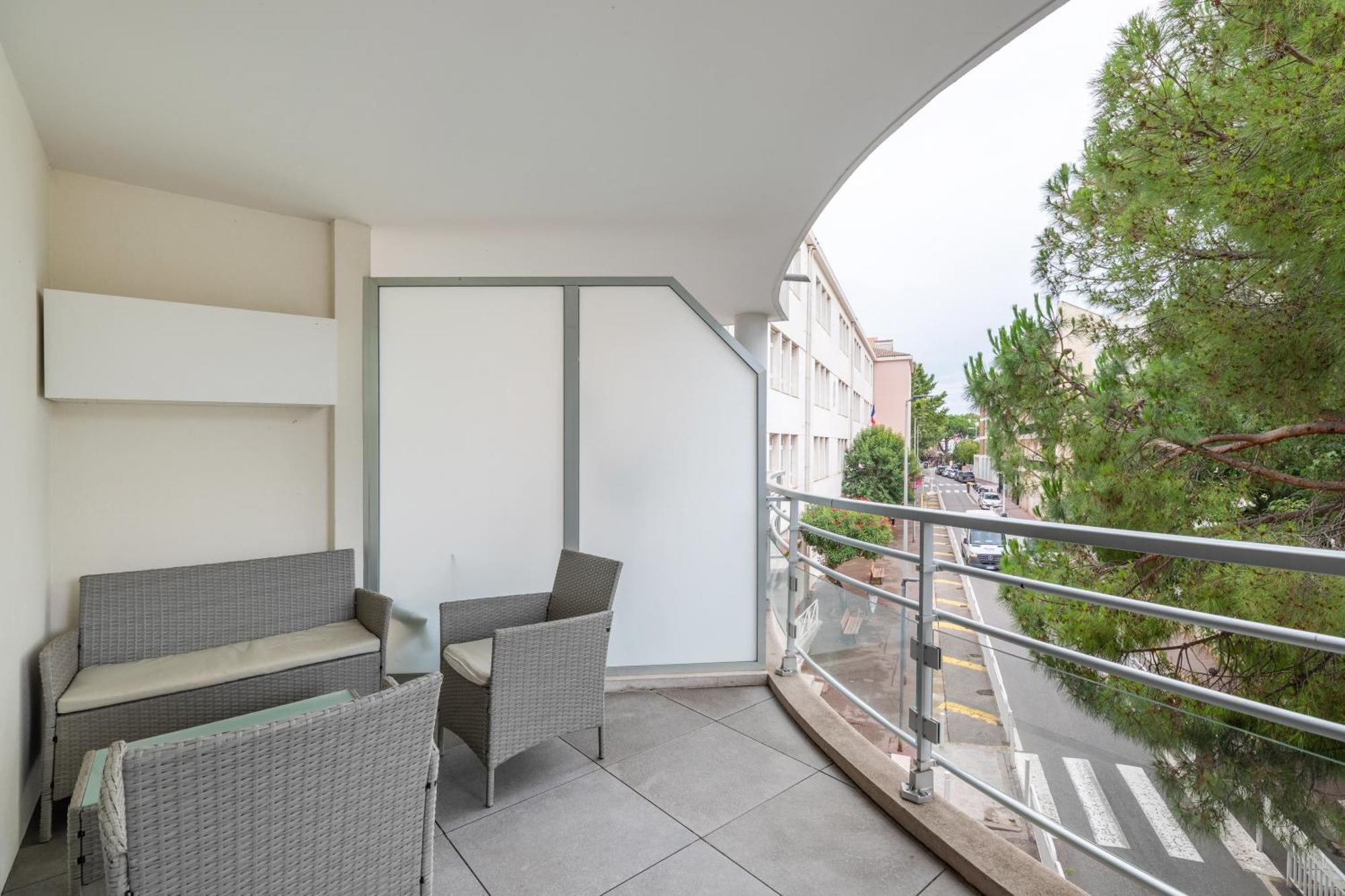 Le Printemps, Centre Juan Les Pins , 100M Des Plages, 70M De La Gare De Juan Les Pins Antibes Eksteriør billede